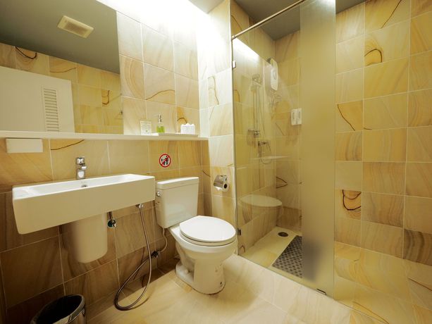 Imagen de la habitación del Hotel Le Naview @ Prasingh. Foto 3