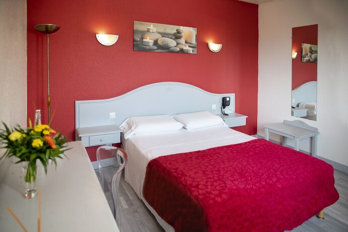 Imagen de la habitación del Hotel Le N&eacute;oulous. Foto 18