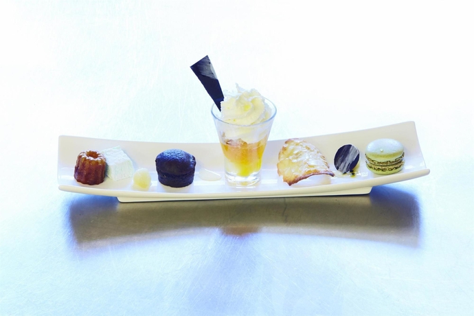 Imagen del bar/restaurante del Hotel Le Néron. Foto 3