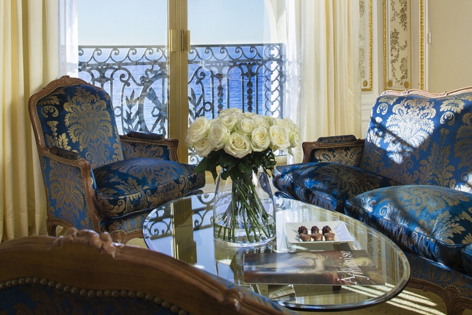 Imagen de la habitación del Hotel Le Negresco. Foto 4