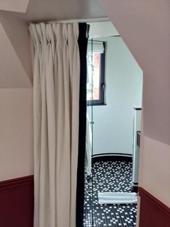 Imagen general del Hotel Le Nessay. Foto 4