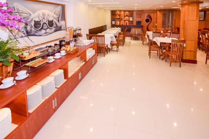 Imagen del bar/restaurante del Hotel Le Nguyen. Foto 8