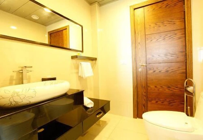 Imagen de la habitación del Hotel Le Noble. Foto 7