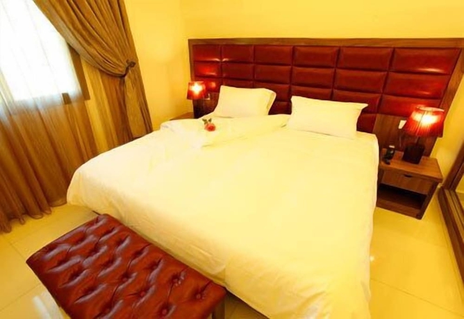 Imagen de la habitación del Hotel Le Noble. Foto 8