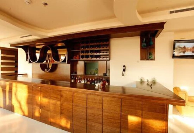 Imagen del bar/restaurante del Hotel Le Noble. Foto 4