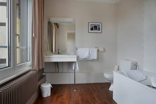 Imagen de la habitación del Hotel Le Normandy. Foto 2