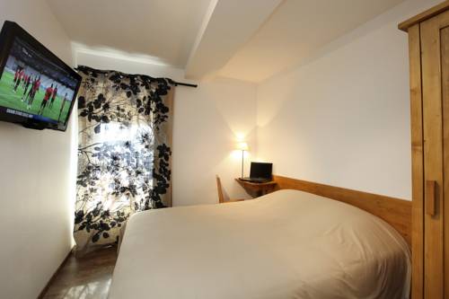 Imagen de la habitación del Hotel Le Nouvel, Portes-les-Valence. Foto 10