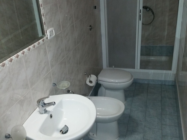 Imagen de la habitación del Hotel Le Orchidee. Foto 3