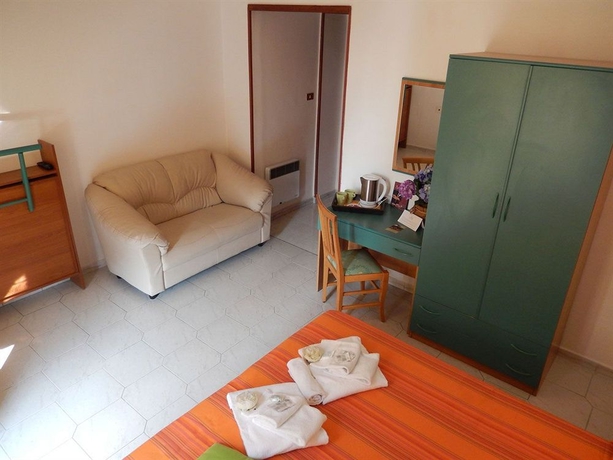 Imagen de la habitación del Hotel Le Orchidee. Foto 6