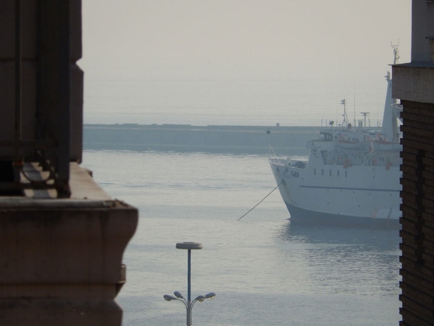 Imagen de la habitación del Hotel Le Orchidee. Foto 10