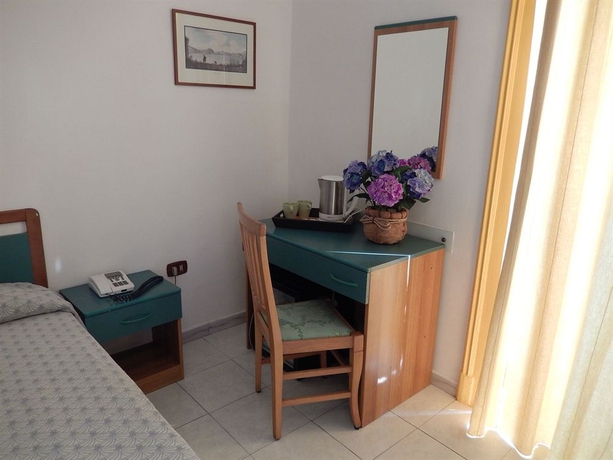 Imagen de la habitación del Hotel Le Orchidee. Foto 11