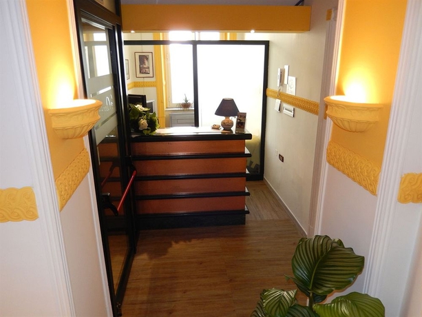 Imagen de los interiores del Hotel Le Orchidee. Foto 15