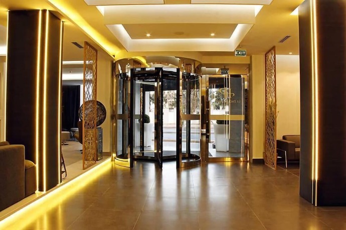Imagen de los interiores del Hotel Le Pacha, Or&aacute;n. Foto 11