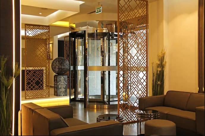 Imagen de los interiores del Hotel Le Pacha, Or&aacute;n. Foto 17