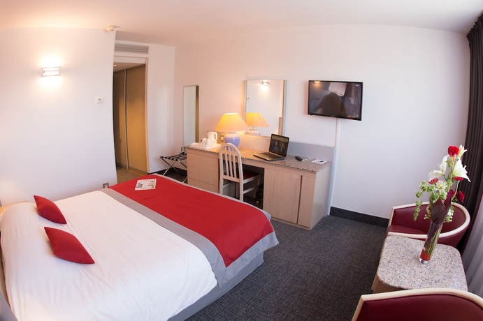 Imagen de la habitación del Hotel Le Paddock. Foto 18