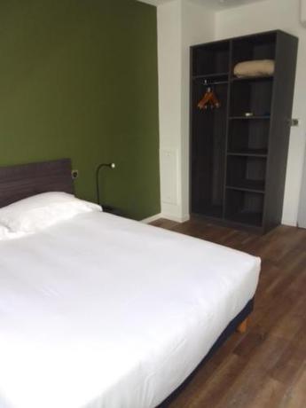 Imagen de la habitación del Hotel Le Paddock. Foto 15