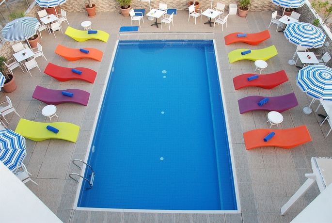 Imagen de la piscina del Hotel Le Palace D Anfa. Foto 16