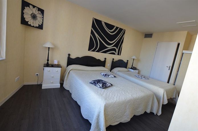Imagen de la habitación del Hotel Le Palma. Foto 14