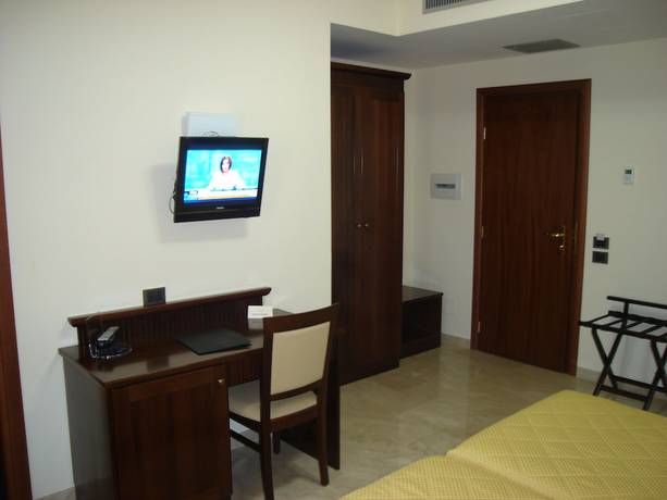 Imagen de la habitación del Hotel Le Palme, Gioia Tauro. Foto 3