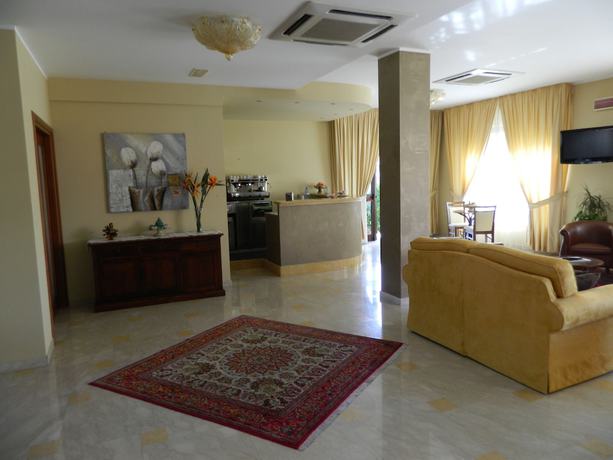 Imagen de los interiores del Hotel Le Palme, Gioia Tauro. Foto 17