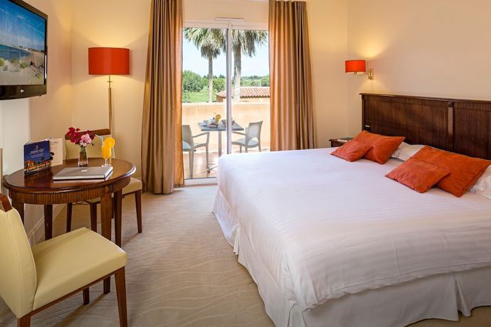 Imagen de la habitación del Hotel Le Palmyra Golf. Foto 15