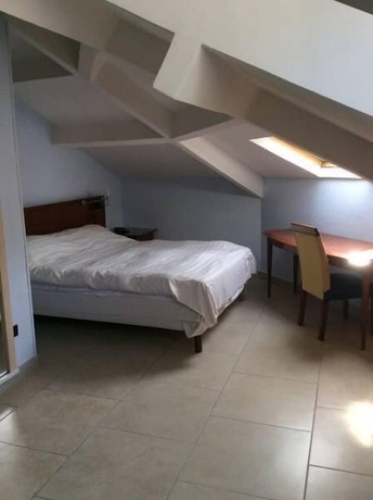 Imagen de la habitación del Hotel Le Paname Clichy. Foto 15