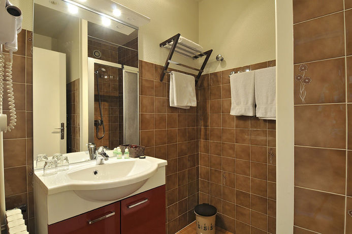 Imagen de la habitación del Hotel Le Panorama. Foto 3