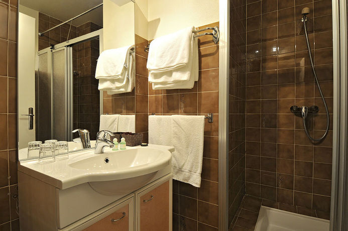 Imagen de los exteriores del Hotel Le Panorama. Foto 14