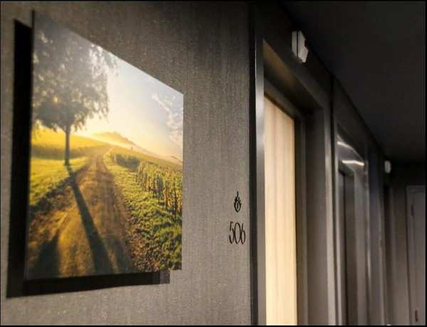 Imagen de los interiores del Hotel Le Panoramic Hôtel. Foto 18