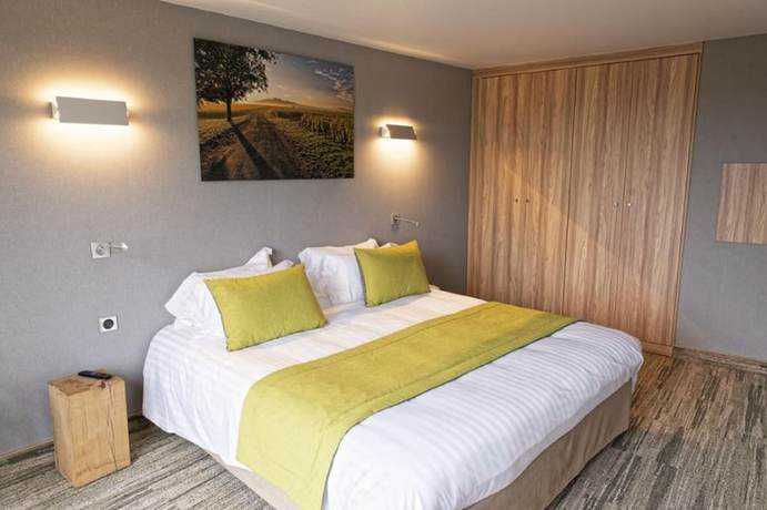 Imagen de la habitación del Hotel Le Panoramic Hôtel. Foto 11