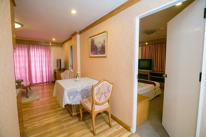 Imagen de los interiores del Hotel Le Paradis Bangkok And Residence. Foto 15