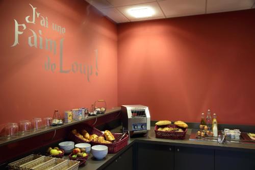 Imagen de la habitación del Hotel Le Paradis Des Loups. Foto 9