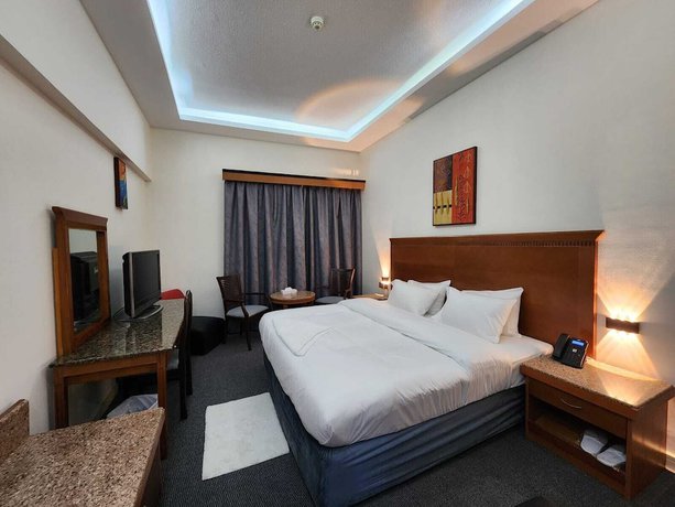 Imagen de los interiores del Hotel Le Paradise Palace. Foto 18