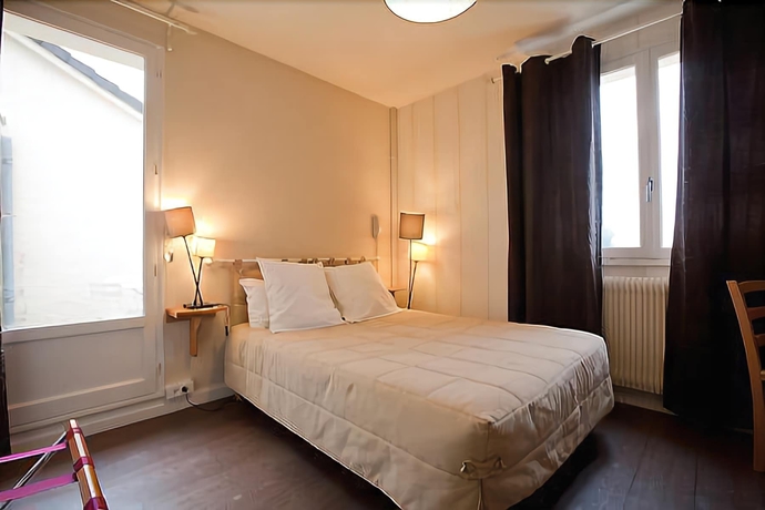 Imagen de la habitación del Hotel Le Parc Adélie. Foto 6