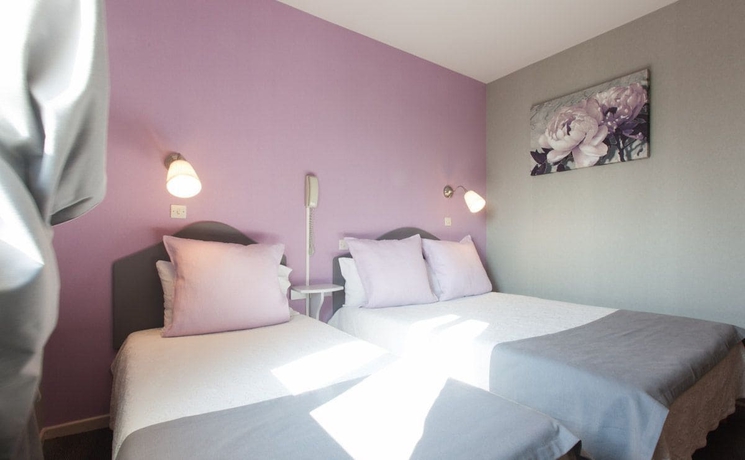 Imagen de la habitación del Hotel Le Parc Adélie. Foto 11