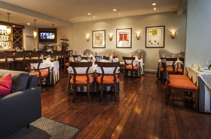 Imagen del bar/restaurante del Hotel Le Parc At Melrose. Foto 4