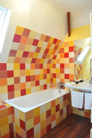 Imagen de la habitación del Hotel Le Parc, Ch&acirc;teau-Gontier. Foto 6