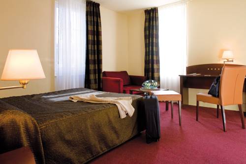 Imagen de la habitación del Hotel Le Parc Des Fees. Foto 5