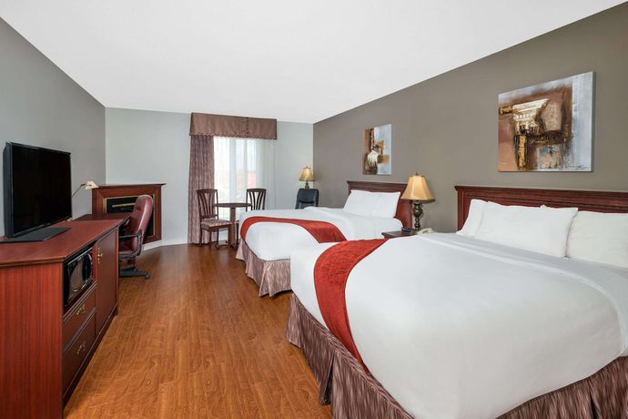 Imagen de la habitación del Hotel Le Parc Gatineau, Tapestry Collection by Hilton. Foto 6