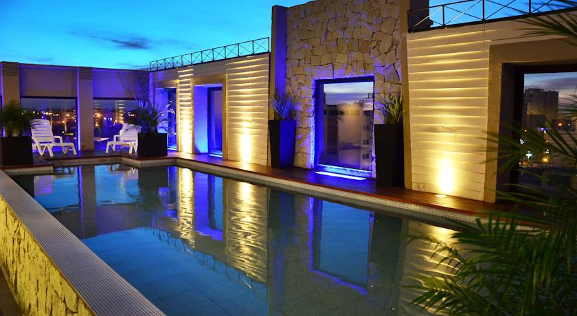 Imagen general del Hotel Le Parc and Suites. Foto 16