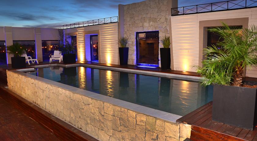 Imagen general del Hotel Le Parc and Suites. Foto 3