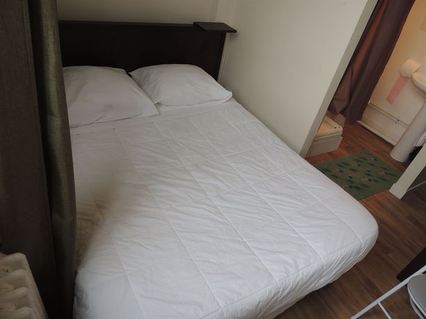 Imagen de la habitación del Hotel Le Paris Brest. Foto 7