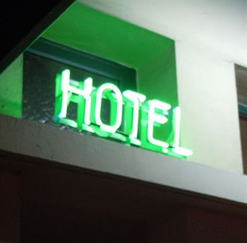 Imagen del bar/restaurante del Hotel Le Paris Brest. Foto 5