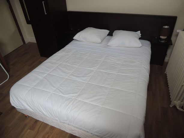 Imagen de los exteriores del Hotel Le Paris Brest. Foto 16
