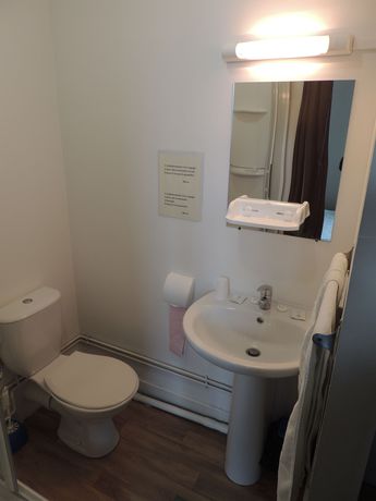 Imagen de la habitación del Hotel Le Paris Brest. Foto 11