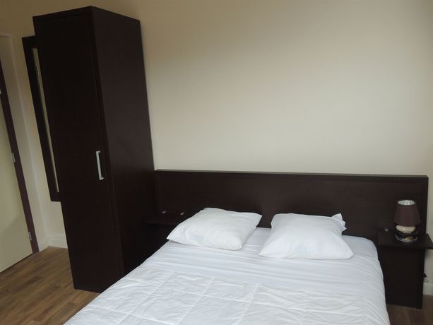 Imagen de la habitación del Hotel Le Paris Brest. Foto 12