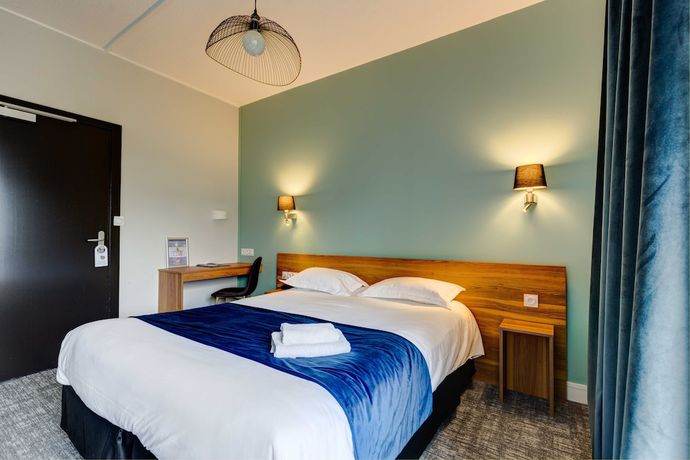 Imagen de la habitación del Hotel Le Paris-Brest. Foto 6