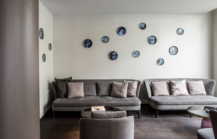 Imagen de los interiores del Hotel Le Parisis. Foto 11