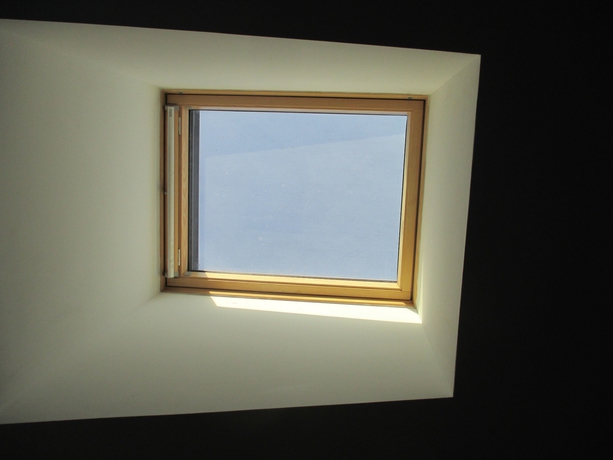 Imagen de la habitación del Hotel Le Pastel. Foto 7