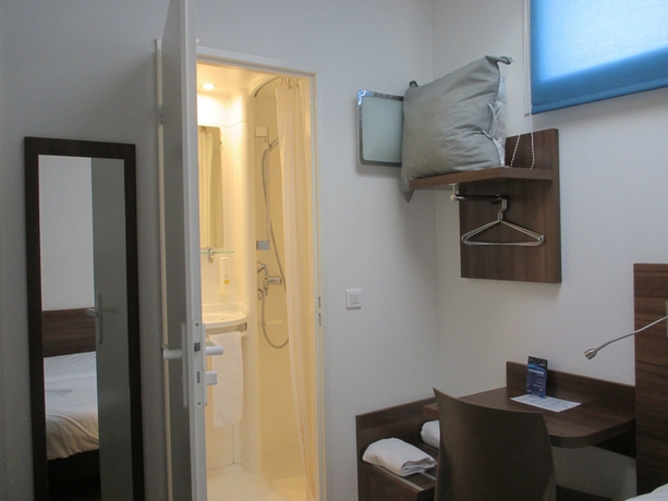 Imagen de la habitación del Hotel Le Pastel. Foto 10